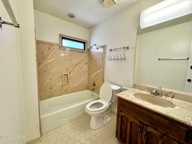 300 Cherry Street 4, Panama City, FL 32401