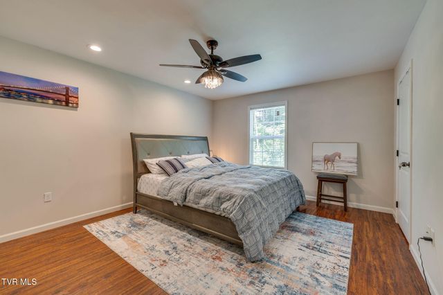 2100 Longreen Road, Kingsport, TN 37660