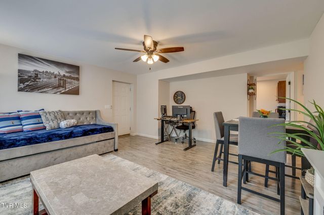 2100 Longreen Road, Kingsport, TN 37660