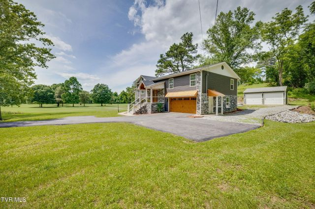 2100 Longreen Road, Kingsport, TN 37660