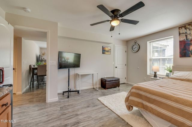 2100 Longreen Road, Kingsport, TN 37660