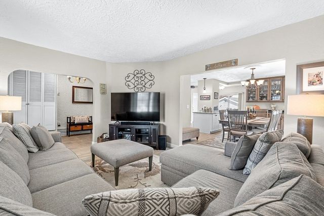 196 Park Street, Stoneham, MA 02180