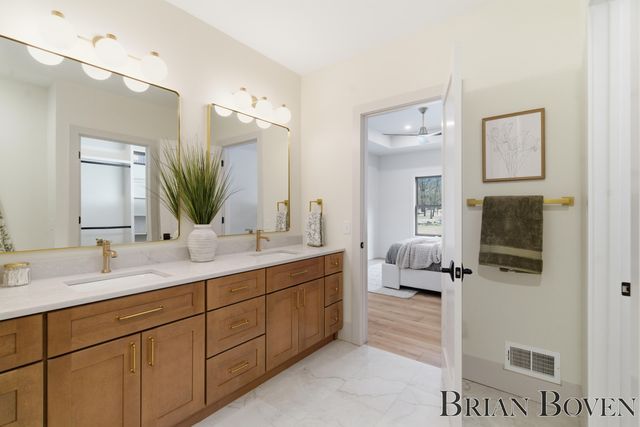 7650 Courtland Drive Ne, Cannon Twp, MI 49341