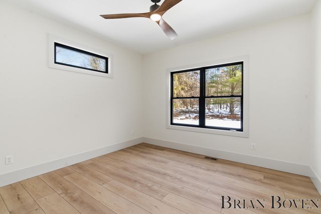 7650 Courtland Drive Ne, Cannon Twp, MI 49341