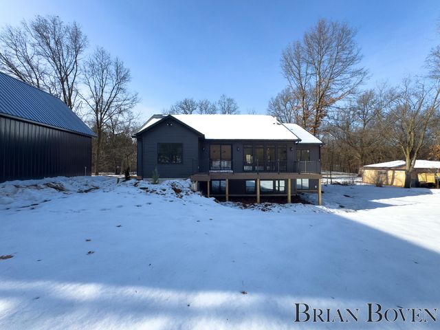 7650 Courtland Drive Ne, Cannon Twp, MI 49341