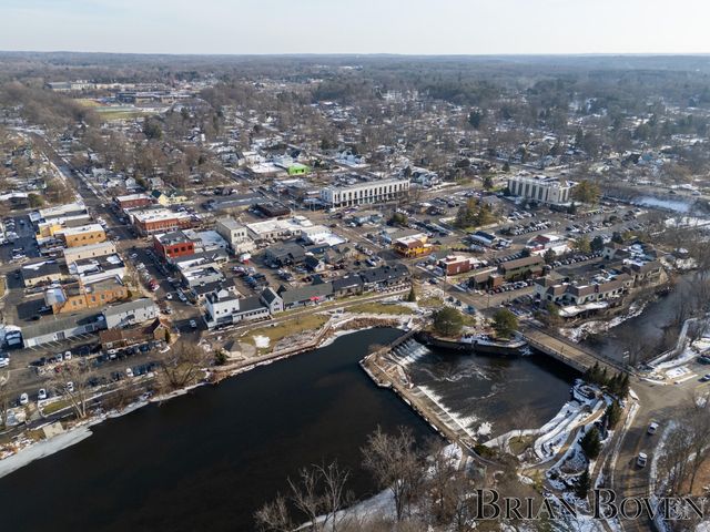 7650 Courtland Drive Ne, Cannon Twp, MI 49341