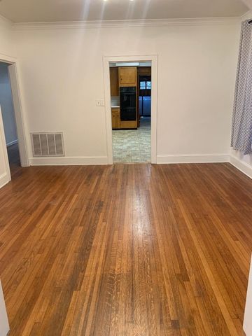 637 Linden, Shreveport, LA 71104