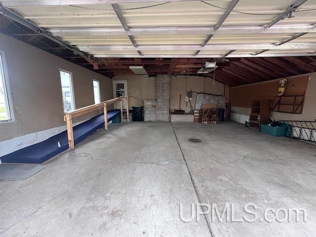 816 W Adams Street, Iron River, MI 49935