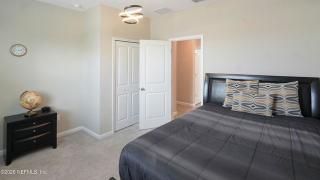 10815 VENTNOR Avenue, Jacksonville, FL 32218