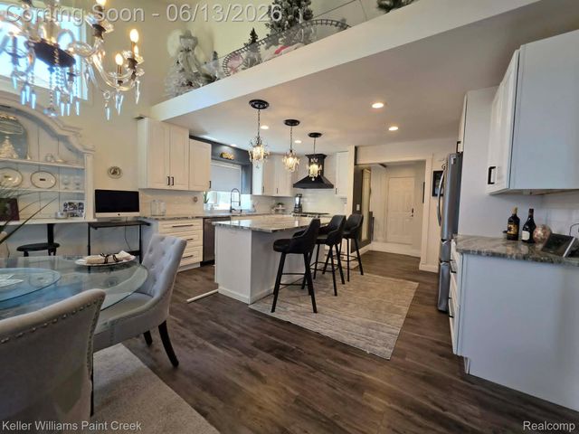 54390 Ashley Lauren Drive, Macomb Township, MI 48042
