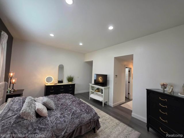 54390 Ashley Lauren Drive, Macomb Township, MI 48042