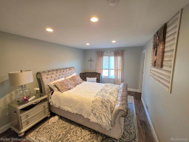 54390 Ashley Lauren Drive, Macomb Township, MI 48042