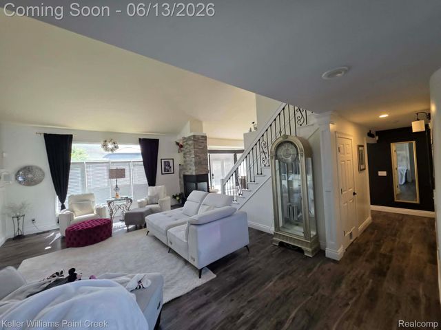 54390 Ashley Lauren Drive, Macomb Township, MI 48042