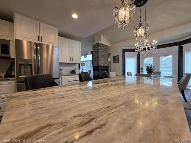 54390 Ashley Lauren Drive, Macomb Township, MI 48042