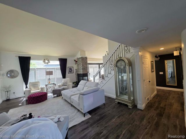 54390 Ashley Lauren Drive, Macomb Township, MI 48042