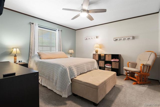 303 Toucan Street, Rochester Hills, MI 48309