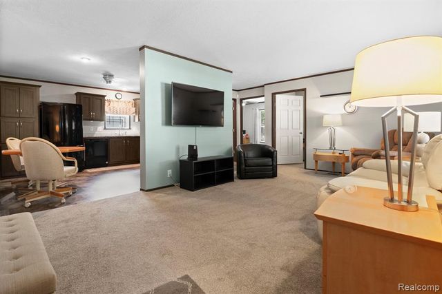 303 Toucan Street, Rochester Hills, MI 48309