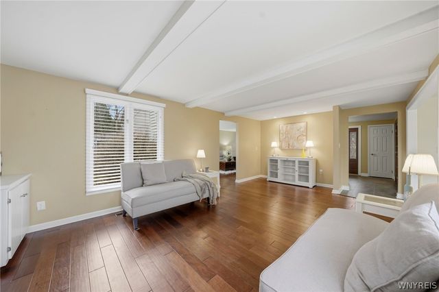 255 Glen Oak Drive, Amherst, NY 14051