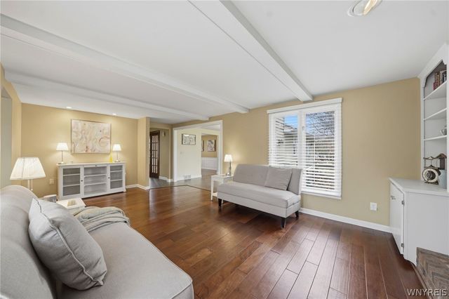 255 Glen Oak Drive, Amherst, NY 14051