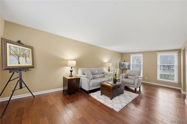 255 Glen Oak Drive, Amherst, NY 14051