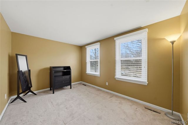 255 Glen Oak Drive, Amherst, NY 14051