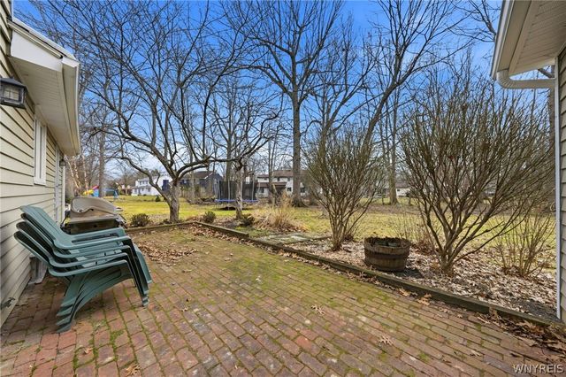 255 Glen Oak Drive, Amherst, NY 14051