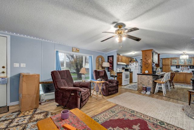 106 Missouri Street, Urbana, MO 65767