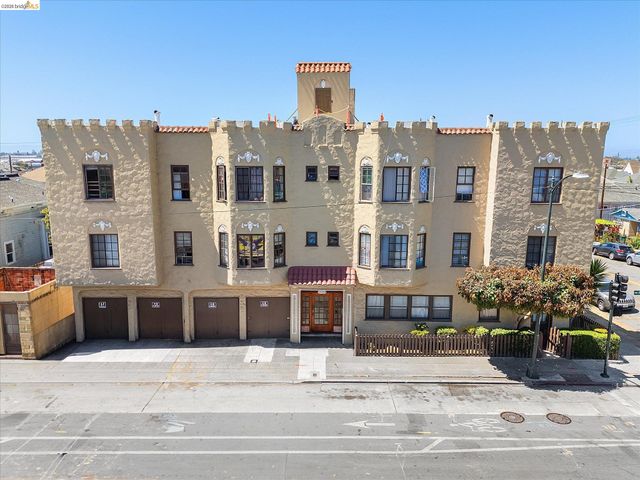 1905 Foothill Blvd, Oakland, CA 94606