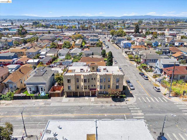1905 Foothill Blvd, Oakland, CA 94606