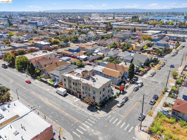1905 Foothill Blvd, Oakland, CA 94606