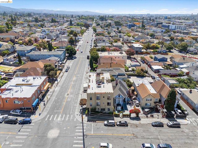 1905 Foothill Blvd, Oakland, CA 94606