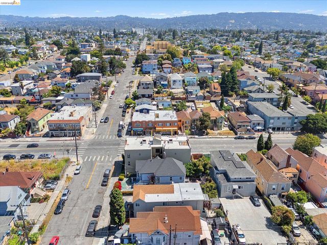 1905 Foothill Blvd, Oakland, CA 94606