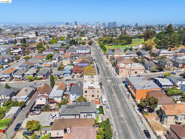 1905 Foothill Blvd, Oakland, CA 94606