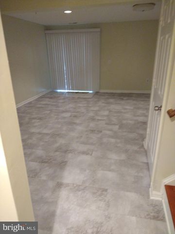 2006 MILITIA CT, Odenton, MD 21113