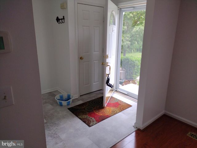 2006 MILITIA CT, Odenton, MD 21113