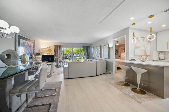 137 Piedmont C 137, Delray Beach, FL 33484
