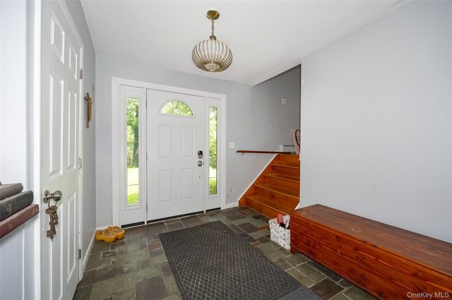 37 Brothers Road, Wappingers Falls, NY 12590
