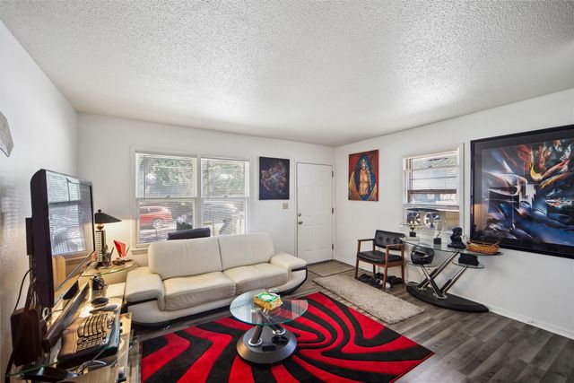 1516 Oak Park Avenue, Des Moines, IA 50313