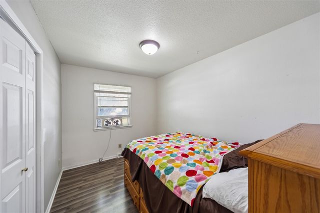 1516 Oak Park Avenue, Des Moines, IA 50313