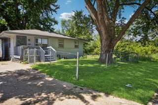 1516 Oak Park Avenue, Des Moines, IA 50313