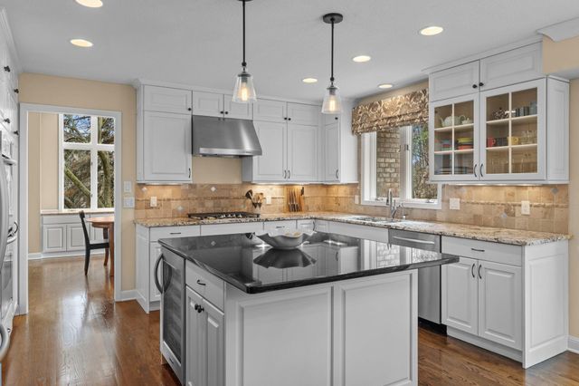 4285 Rosewood Lane N, Plymouth, MN 55442