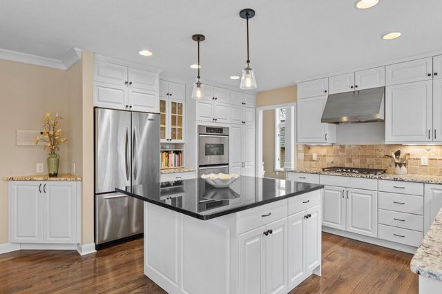 4285 Rosewood Lane N, Plymouth, MN 55442