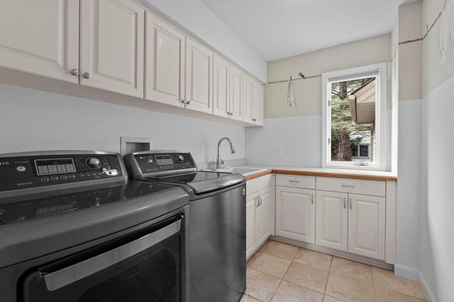 4285 Rosewood Lane N, Plymouth, MN 55442