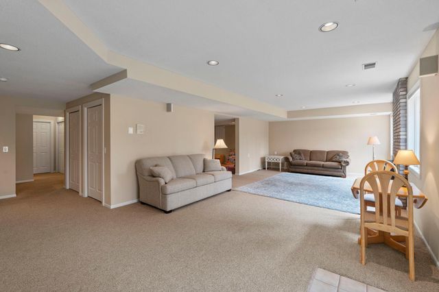 4285 Rosewood Lane N, Plymouth, MN 55442