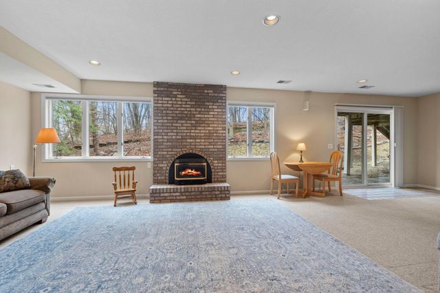 4285 Rosewood Lane N, Plymouth, MN 55442