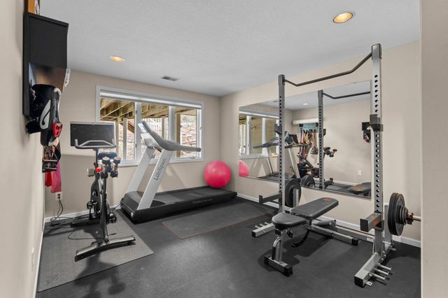 4285 Rosewood Lane N, Plymouth, MN 55442