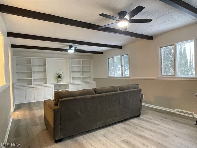 4059 Monticello Boulevard, Cleveland Heights, OH 44121