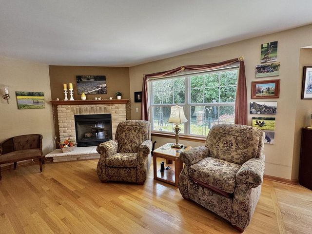 2501 Michele LANE, East Troy, WI 53120