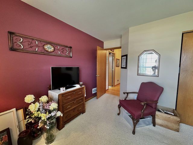 2501 Michele LANE, East Troy, WI 53120