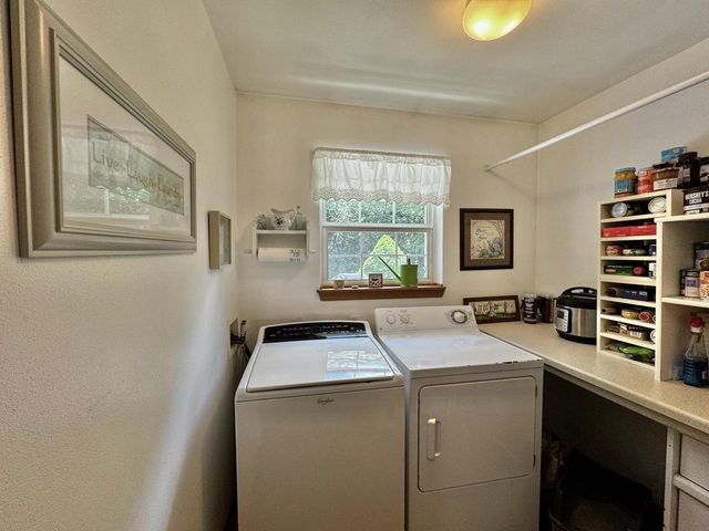 2501 Michele LANE, East Troy, WI 53120